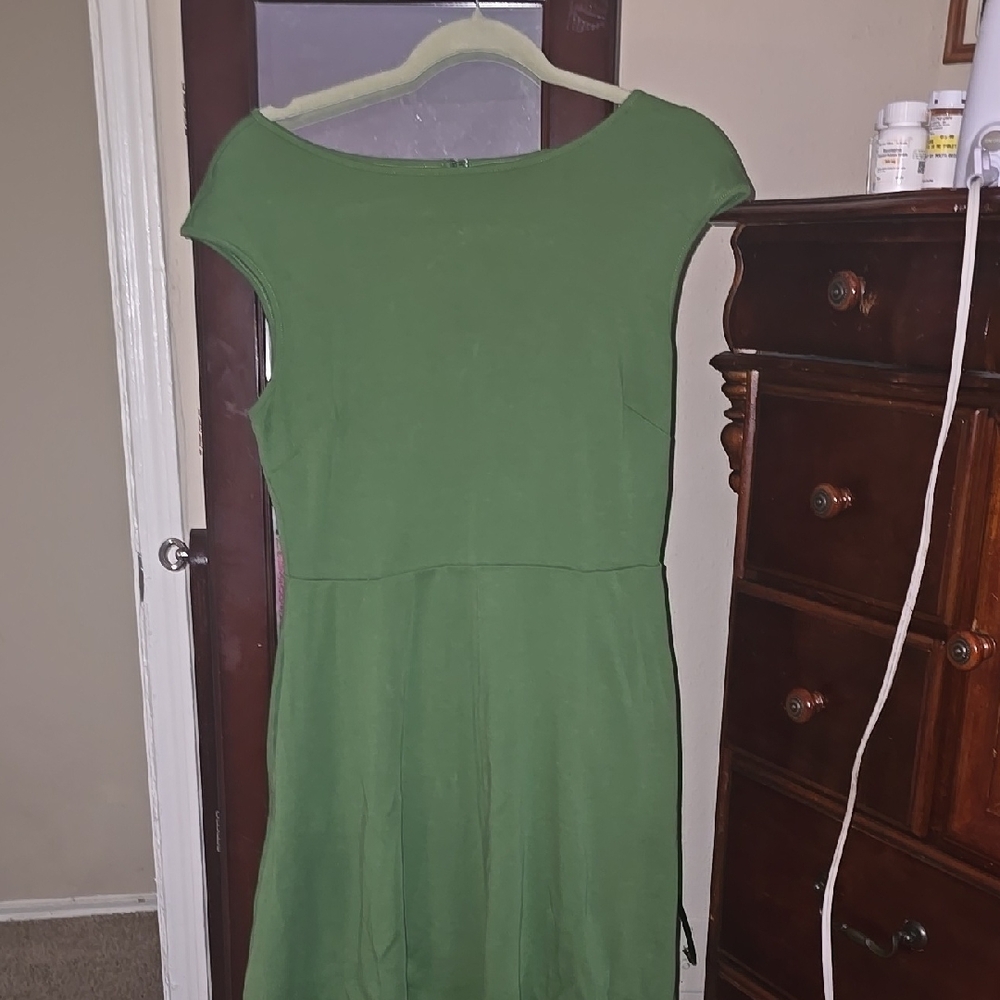 New York & Company Green Midi Dress